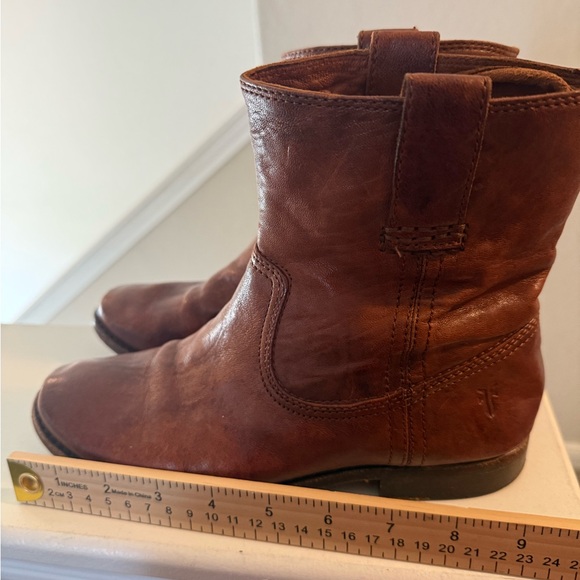 Frye "Anna Shortie" Leather Ankle Boots Size 6.5 - Picture 7 of 10